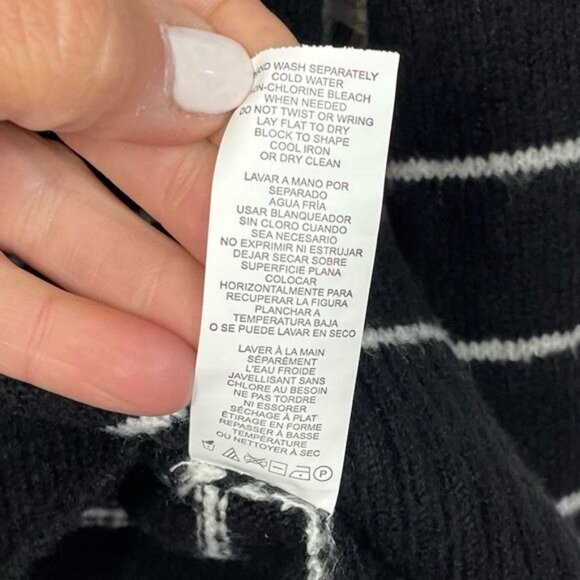 Kensie Soft Fuzzy Black & White Striped Turtleneck Sweater Large NWT - Picture 4 of 7